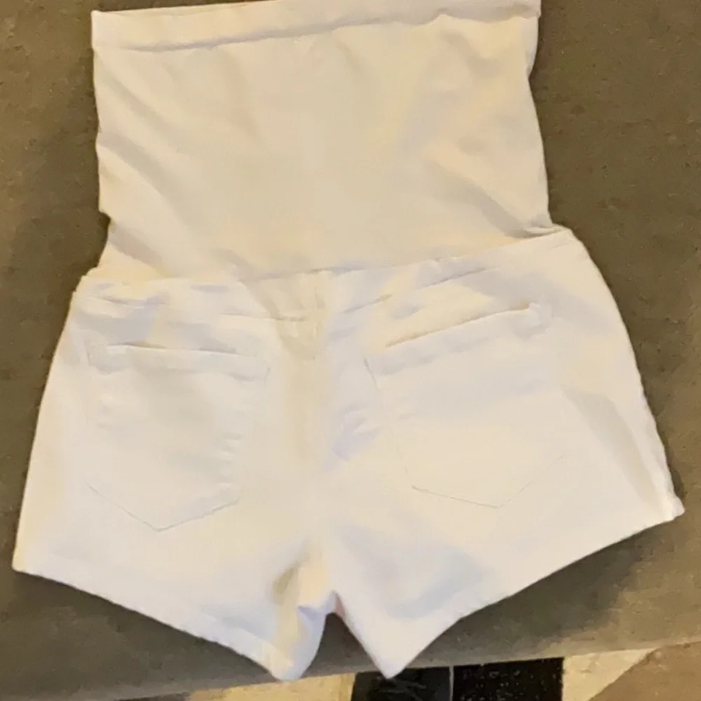YMI High Waist White Women's Shorts maternity - Picture 2 of 3